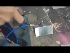 Máquina de soldadura láser de motor único de mano con 220v 50Hz / 60Hz Voltagem de entrada eléctrica