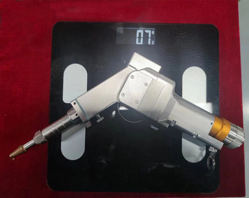 Un buen precio. Luz de guía roja y cabeza de soldadura con láser de fibra para obtener resultados superiores de soldadura en interiores en línea